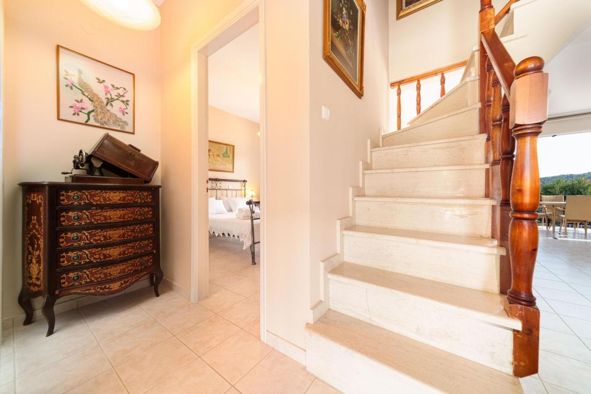 Iphigenia Apartments At กาเตลิออส ภายนอก รูปภาพ